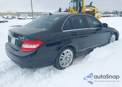 2008 Mercedes-Benz C 300 Luxury 4Matic/Sport 4Matic z USA, uszkodzony, nr VIN WDDGF81X48F143071